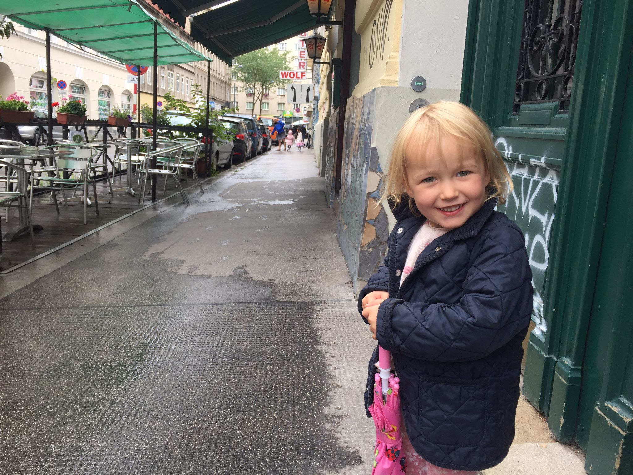 Nikko's daughter Ellie in Vienna - enlarge